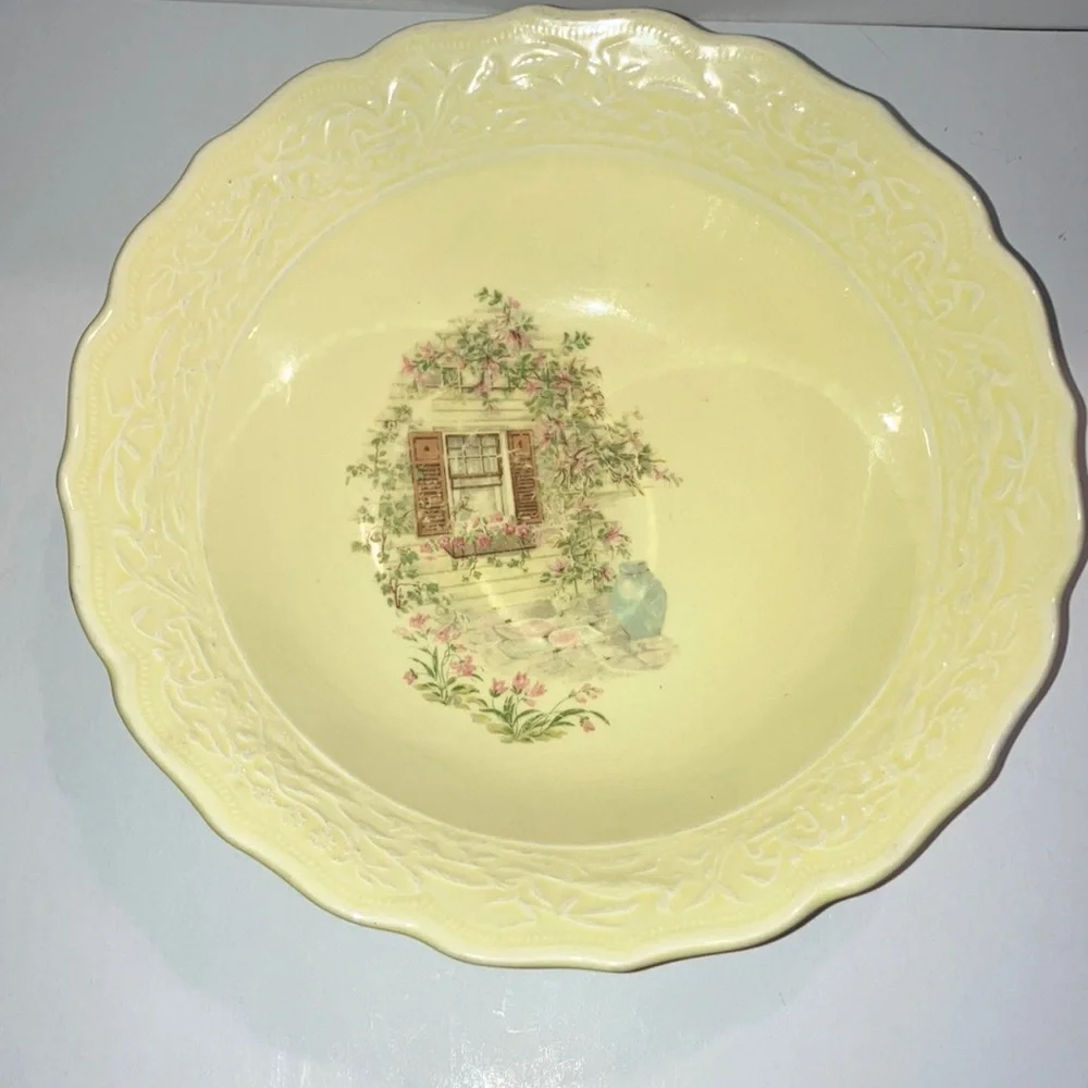 Vintage Faint Yellow Serving Bowl with Cottage Window‎ Design